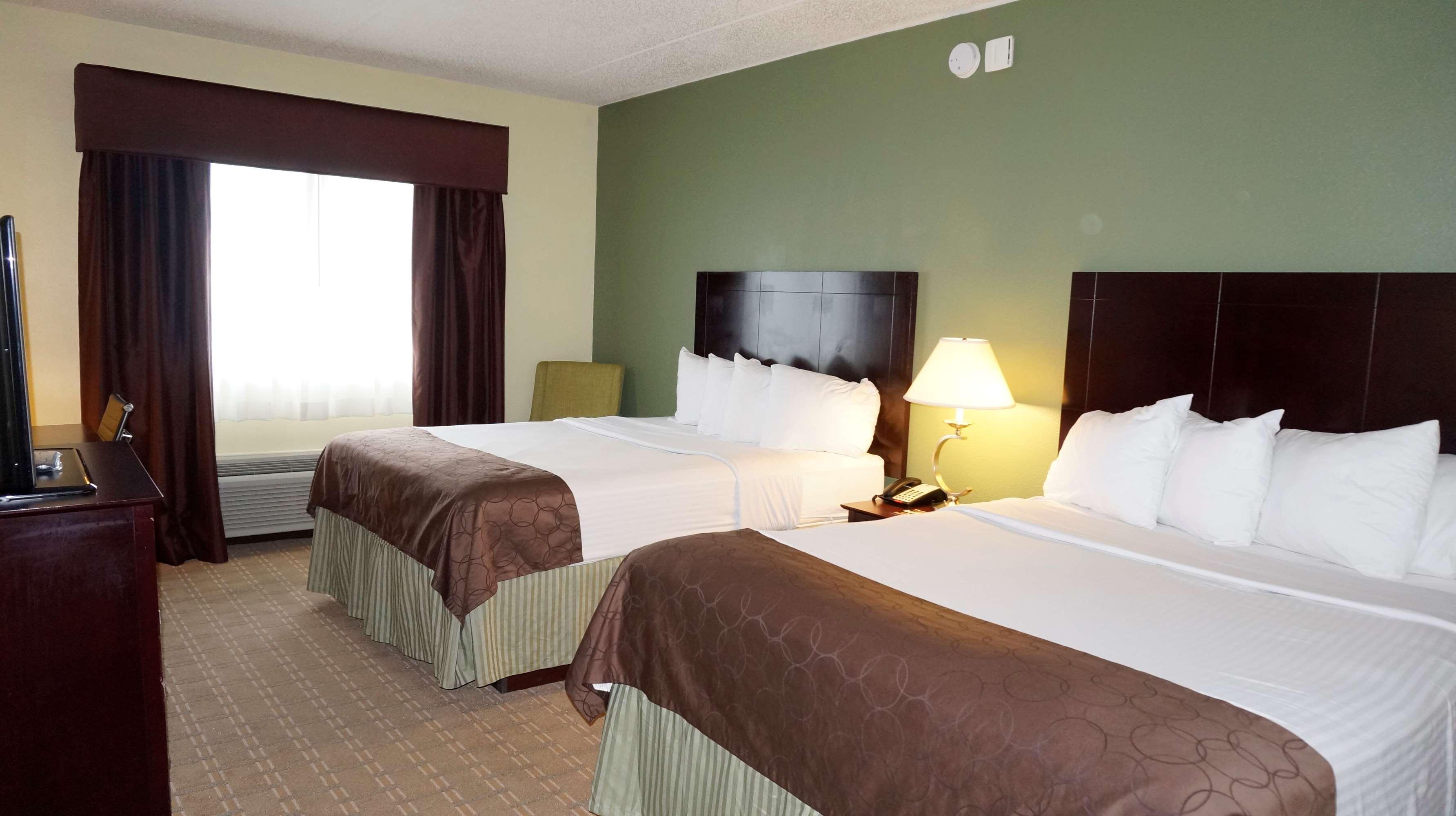 Best Western Airport Inn & Suites Cleveland Brook Park Esterno foto