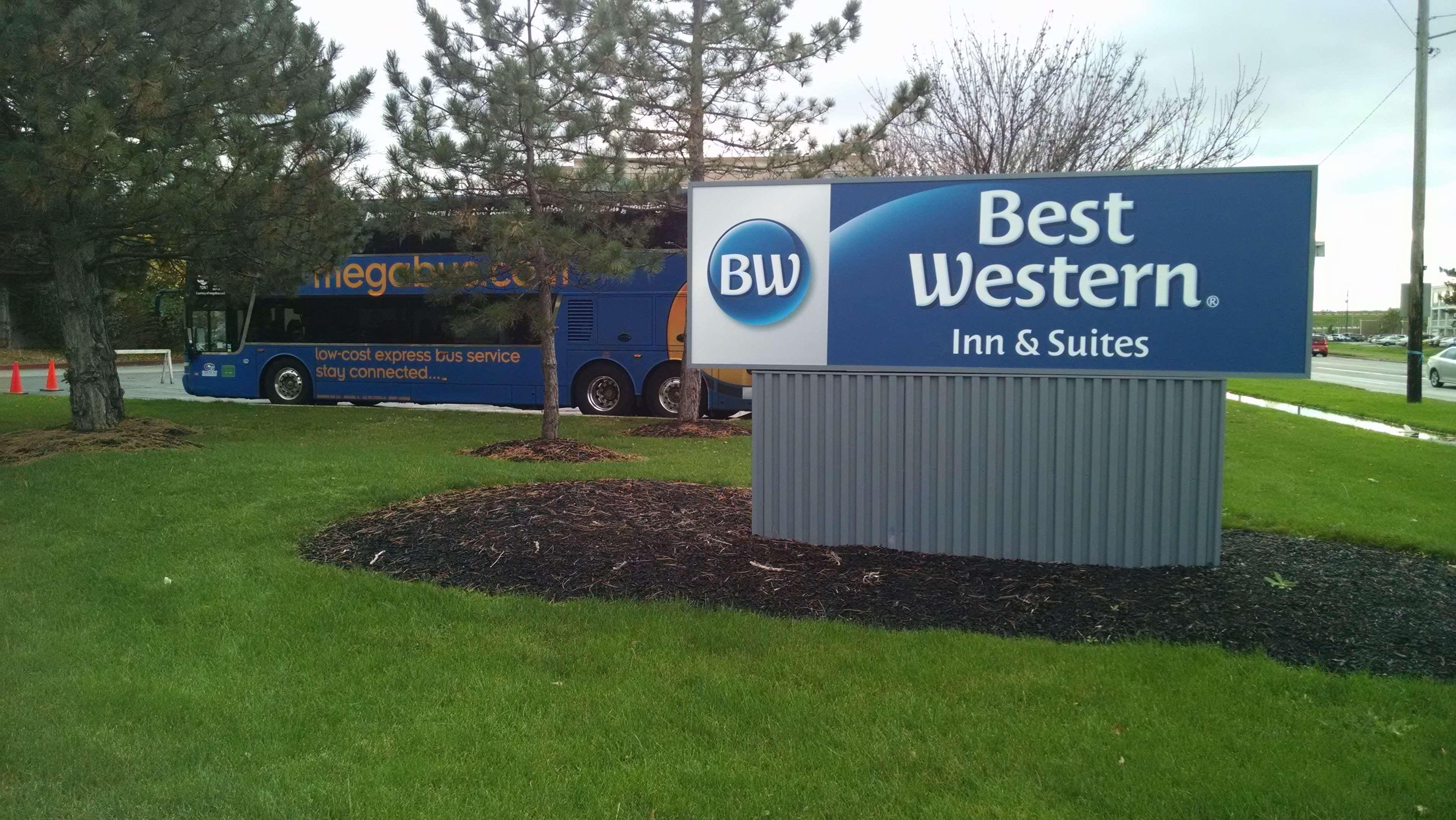 Best Western Airport Inn & Suites Cleveland Brook Park Esterno foto