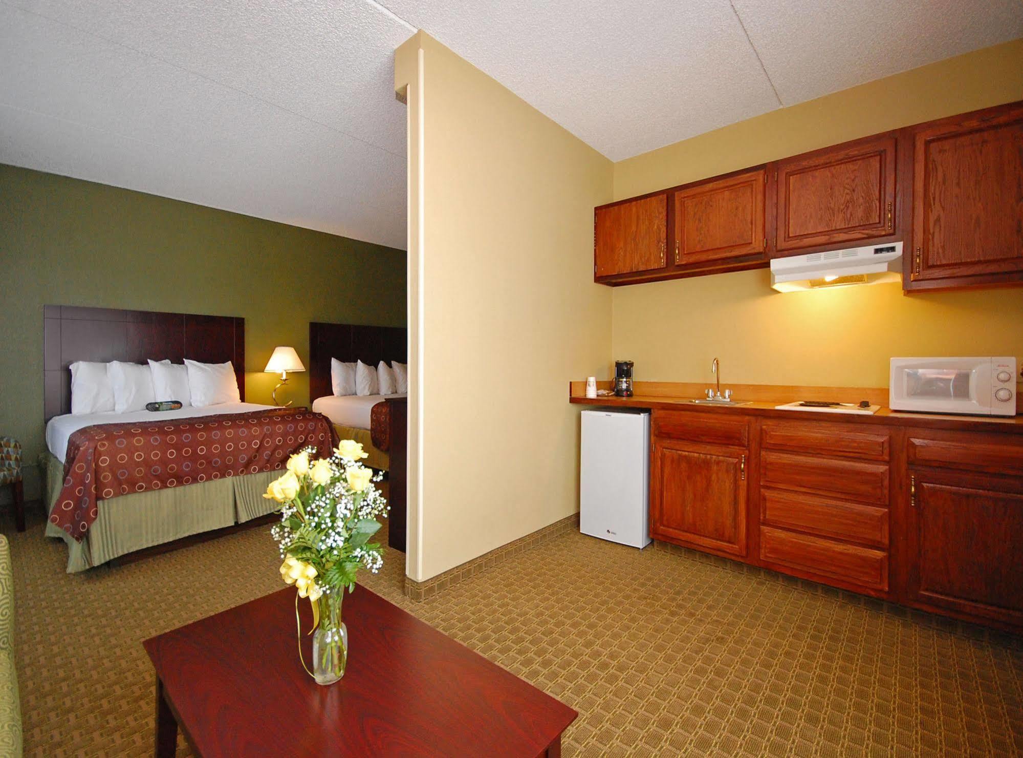 Best Western Airport Inn & Suites Cleveland Brook Park Camera foto