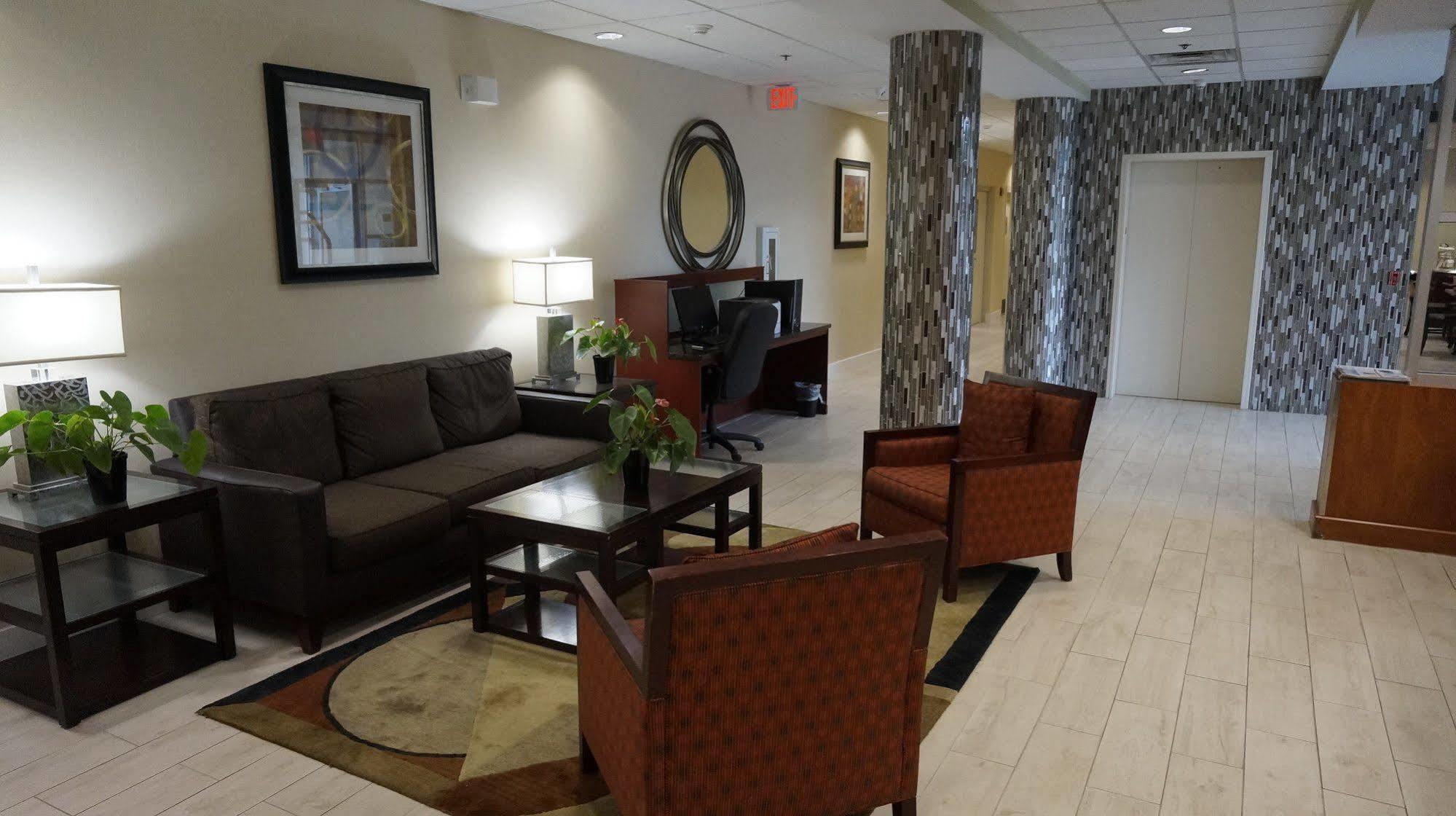 Best Western Airport Inn & Suites Cleveland Brook Park Esterno foto