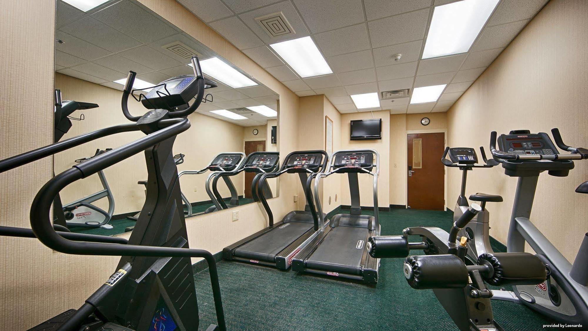 Best Western Airport Inn & Suites Cleveland Brook Park Esterno foto