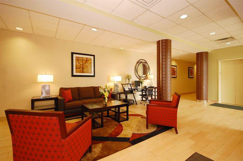 Best Western Airport Inn & Suites Cleveland Brook Park Interno foto